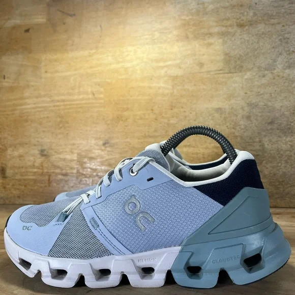 On CloudFlyer 4 REFLECTIVE Womens Size 8 Running Shoes Sneakers Nimbus Cobble - Picture 4 of 13